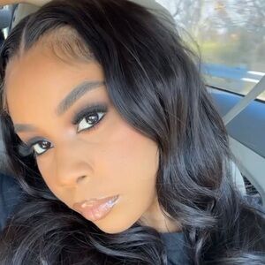 Meet your Posher, Ernesia